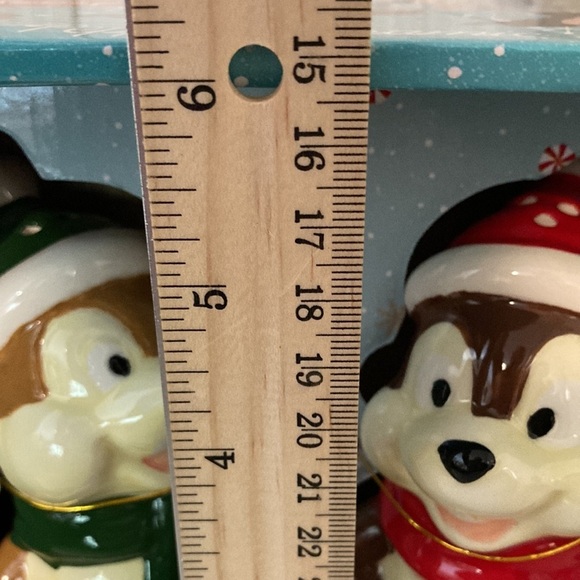 Disney Chip and Dale Christmas Shakers - Picture 6 of 6